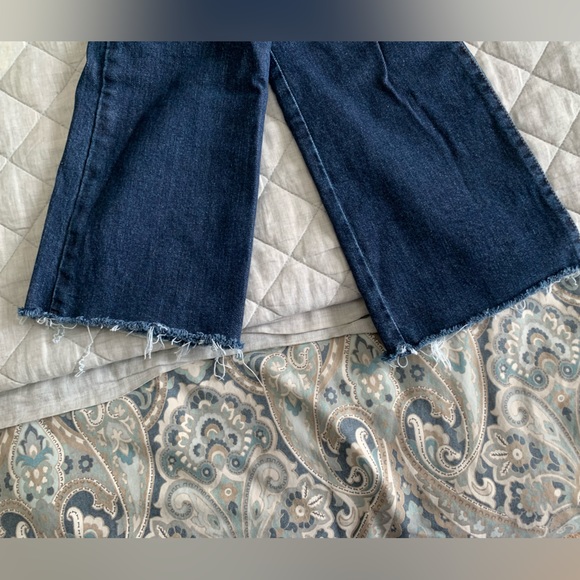 Universal Thread Ankle Bootcut Jeans - Picture 9 of 12